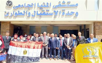 محافظ المنيا ورئيس الجامعة يزورون 14 من مصابي غزة عقب وصولهم