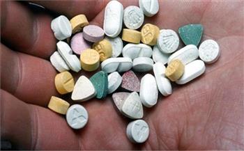 ضبط كمية من المواد والأقراص المخدرة بحوزة 6 عناصر إجرامية بالقاهرة 