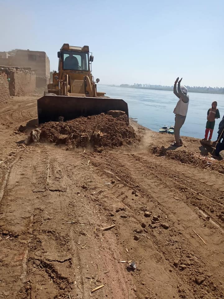 إزالة حالات التعدى على نهر النيل