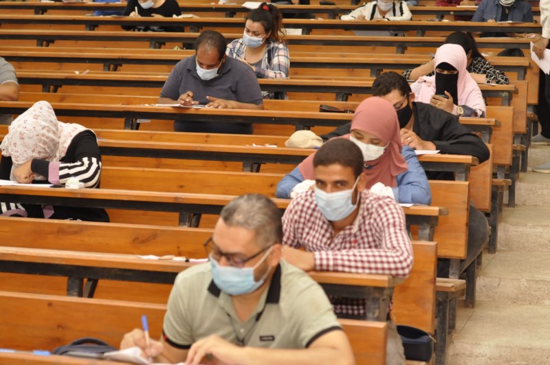 التعليم المدمج بجامعة المنيا