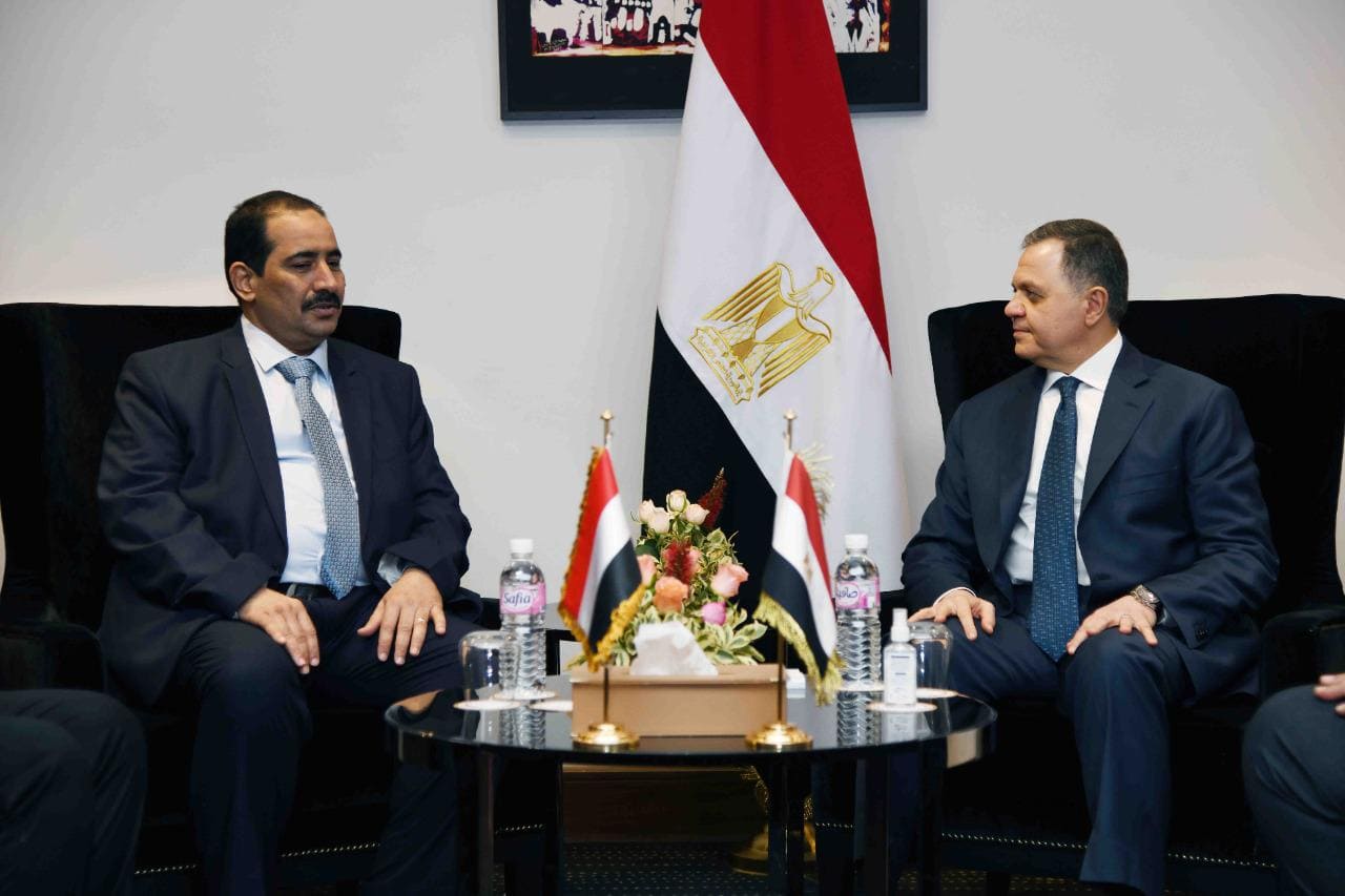 لقاءات وزير الداخلية