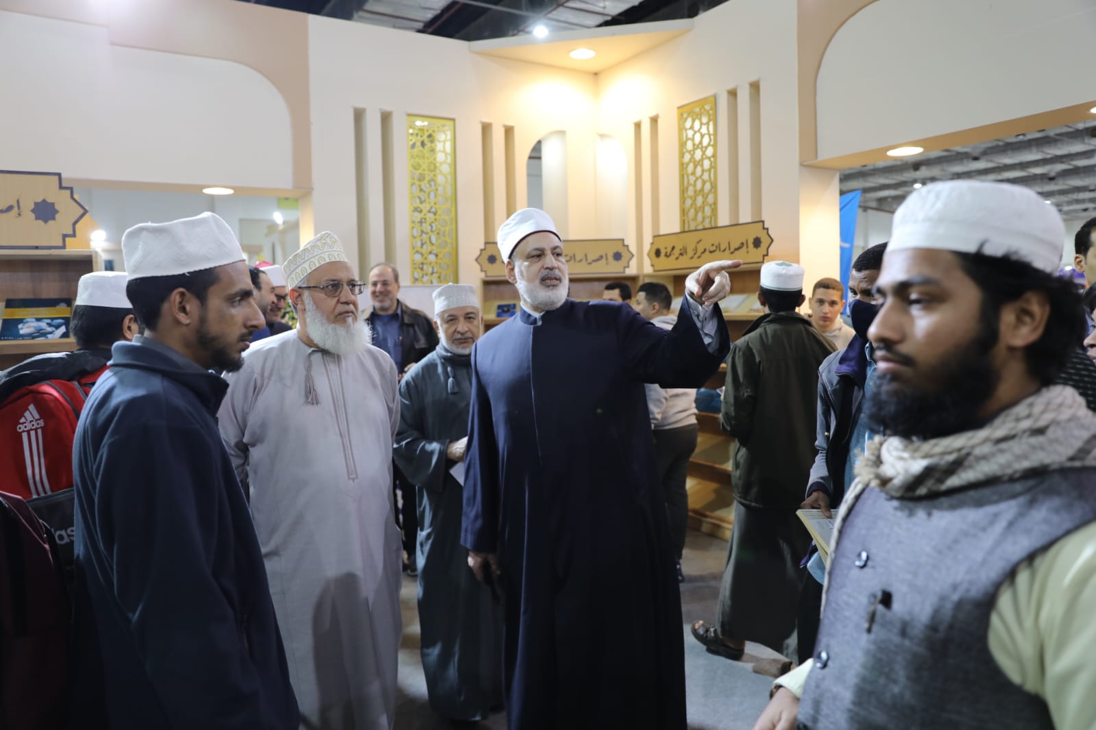 جناح الأزهر الشريف بمعرض القاهرة الدولى للكتاب