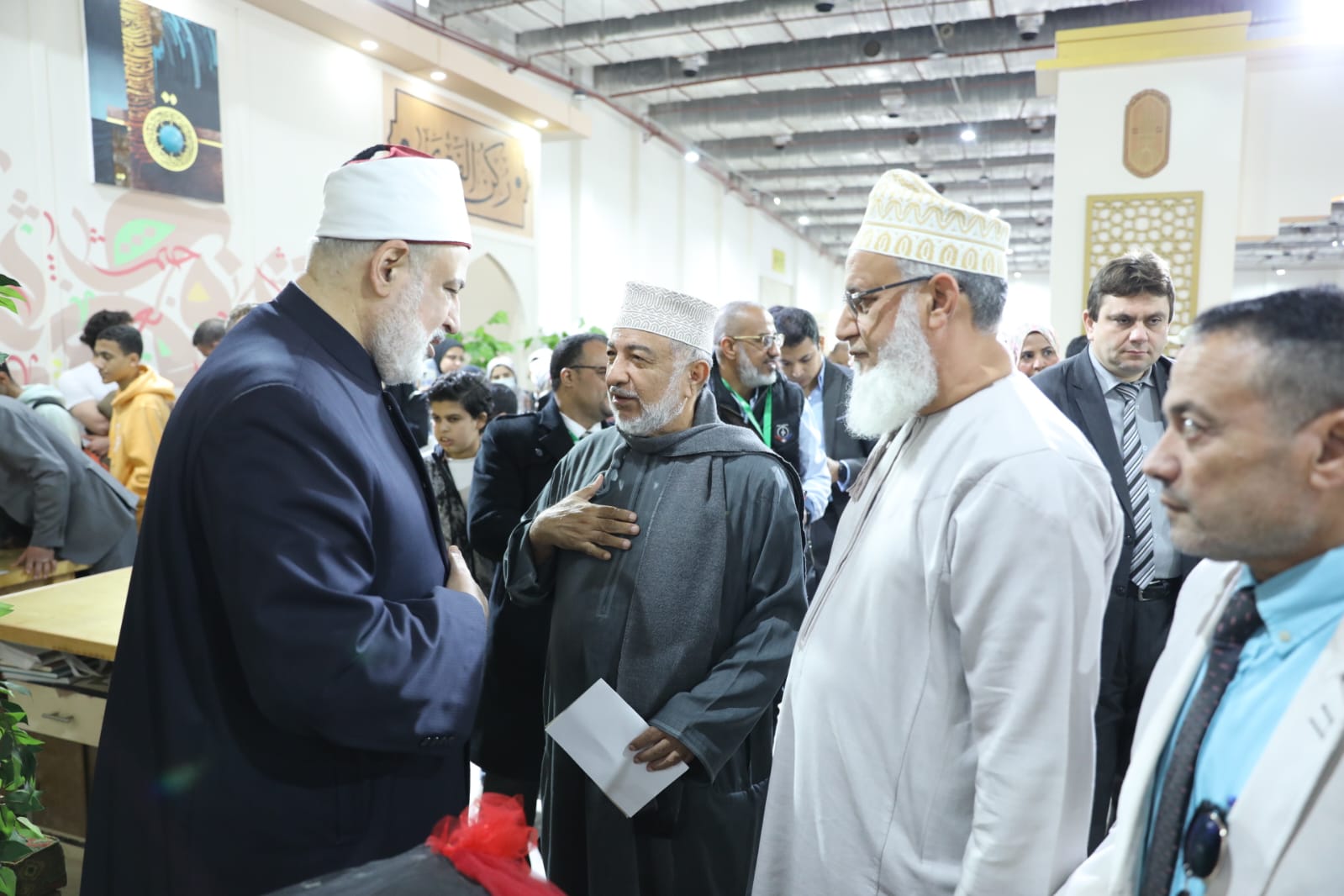 جناح الأزهر الشريف بمعرض القاهرة الدولى للكتاب