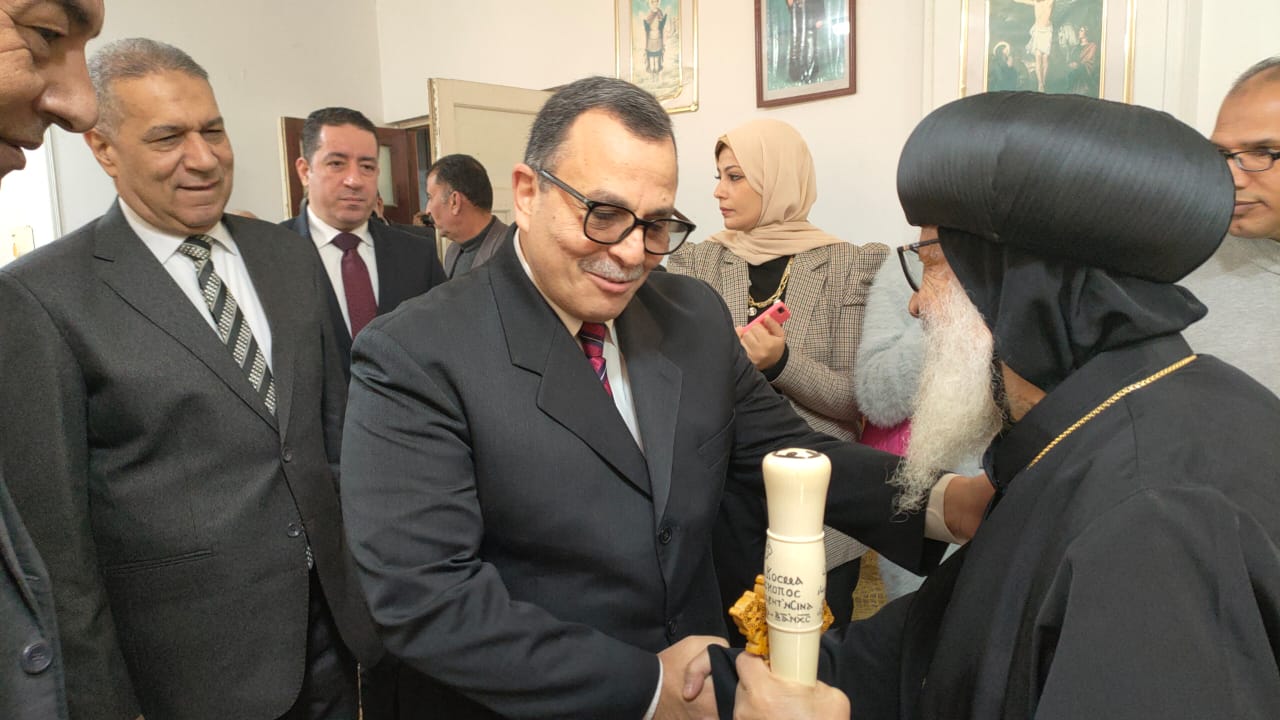 جانب من التهنئة