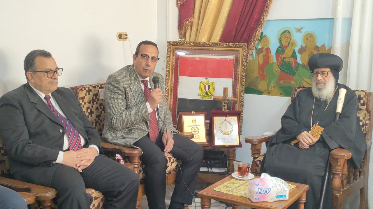جانب من التهنئة