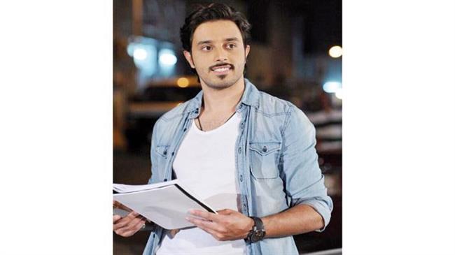 أحمد السعدون يشارك نيللي كريم وعمرو سعد في «الجسر»
