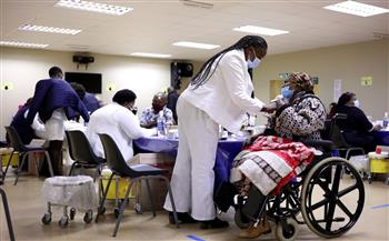   جنوب إفريقيا: تسجيل أكثر من ألفين إصابة جديدة بـ«كورونا»