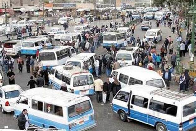 ضبط ٤٥ سيارة مخالفة خلال حملات لضبط مخالفات تعريفة الركوب بالجيزة