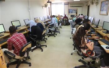 جنوب الوادى تجرى اختبارات التحول الرقمى ١١٤ من الباحثين