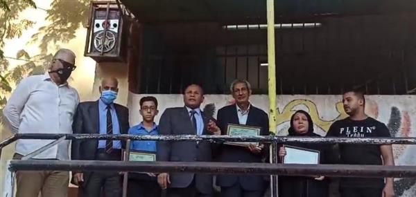 تكريم والد ووالدة الشهيد البطل جندي كيرلس كامل ميخائيل
