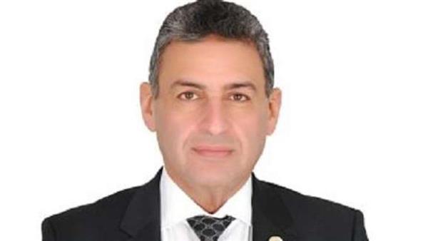 «عاش هنا» يكرم النائب الراحل «محمد العقاد»