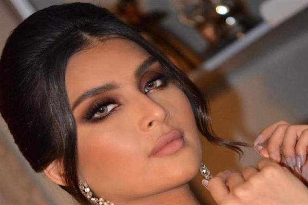 8 نصائح من غادة عبد الله  للحصول على بشرة مشرقة في فصل الشتاء