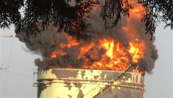   حريق هائل بخزان نفط بمحطة كهرباء الزهراني بـ لبنان.. فيديو