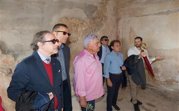   زاهي حواس يتفقد الكشف الأثري الجديد بمدينة باليرمو بإيطاليا (صور)