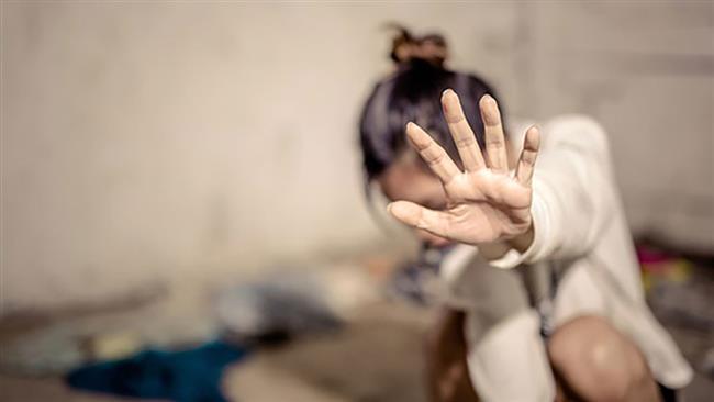 حبس نجار مسلح هتك عرض طفة بـ 15 مايو