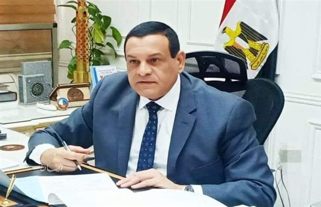 إحالة ٥٢ موظف للبحيرة تعرف علي الأسباب
