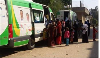 القوافل الطبية تعالج 1321 مواطنًا بالشرقية