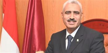 رئيس جامعة الفيوم يشكر وزير التعليم العالى