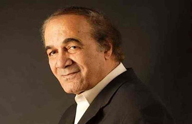 عمرو محمود ياسين في ذكرى وفاة والده: كان شديد الارتباط بشهر أكتوبر