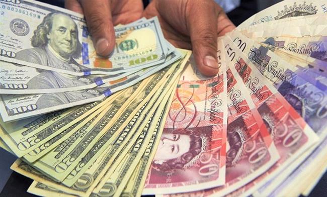 أسعار العملات بالبنوك المصرية غدًا السبت