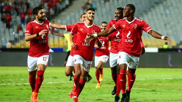 الأهلى يتقدم بالهدف الأول من ركلة جزاء