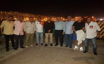 جولات لمجاهد مع أعضاء النادى سموحة لعرض برنامجه الانتخابى