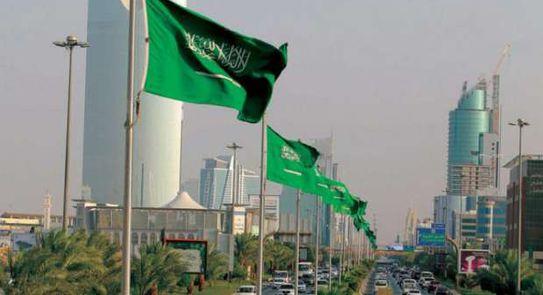 السعودية تطلب من مواطنيها عدم السفر إلى لبنان