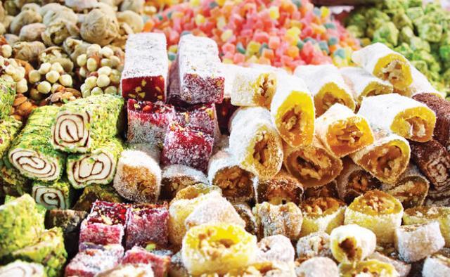 اصنعيها بنفسك.. حلوى المولد النبوي بطريقة سهلة وبأقل التكاليف