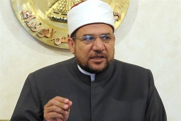 وزير الأوقاف يفتتح مسجد جامعة عين شمس.. ويشيد بفكرة «المسجد الجامع»