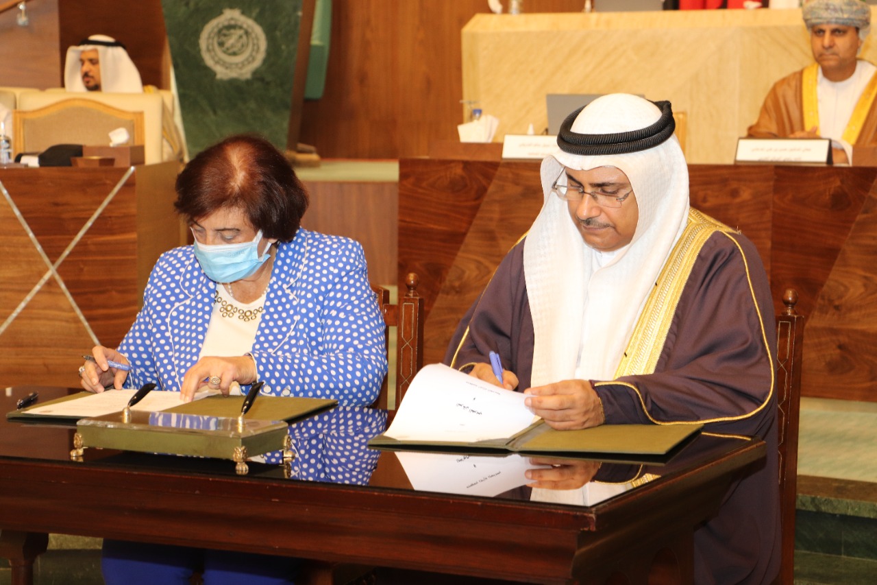 البرلمان العربي يوقع عددا من مذكرات التفاهم لخدمة قضايا المنطقة