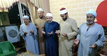 قافلة «البحوث الإسلامية» تنجح فى إنهاء خصومة ثأرية دامت 10 سنوات بقنا