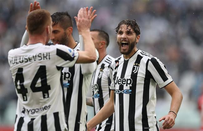 مانويل لوكاتيلي يقود يوفنتوس للفوز على تورينو بالدورى الايطالى