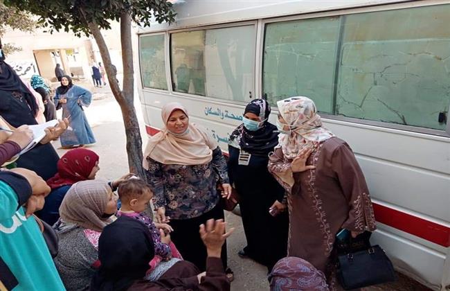 فحص٢١١٠ سيدة خلال قافلة توعوية لتنظيم الأسرة بدمنهور