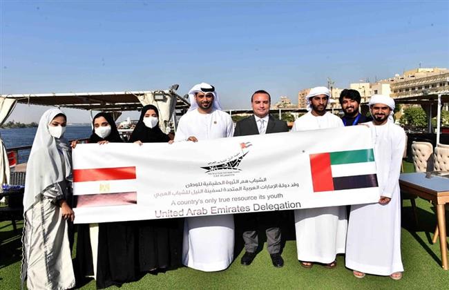 نائب محافظ الأقصر يلتقى شباب العرب فى سفينة النيل