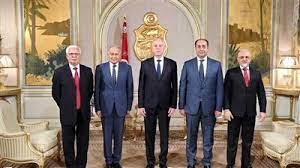   وزير الخارجية التونسي: قيس سعيد بصدد الإعلان عن خطوات جديدة