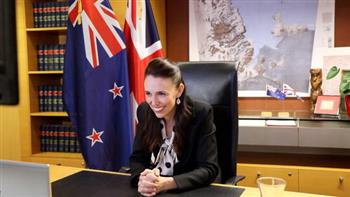   رئيسة وزراء نيوزيلندا تواصل مؤتمرها الصحفي رغم وقوع هزة أرضية قوية