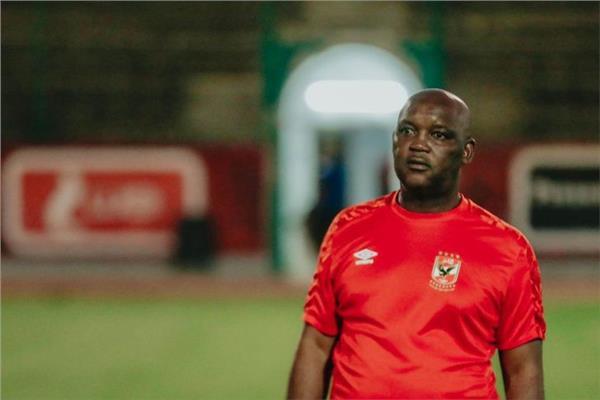 موسيماني يعلن قائمة الأهلي استعدادًا لمباراة الحرس الوطني 