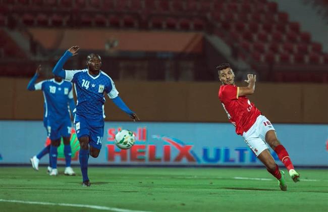 الأهلى يتقدم بهدفين على الحرس الوطنى بدورى الأبطال