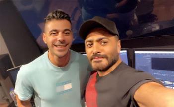 بعد نجاح"مش أنا".. عمرو عاكف يعلن تعاونه مع تامر حسني في عمل فني جديد