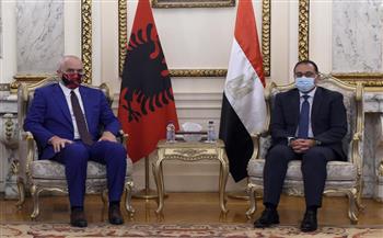   رئيس الوزراء يبحث مع نظيره الألباني سبل تعزيز مجالات التعاون بين البلدين 
