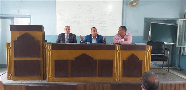 «زراعة الفيوم»: صرف الكارت الذكى الخاص بالأسمدة للفلاحين من الجمعيات
