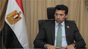 أول تعليق من وزير الرياضة بعد عودة مرتضى منصور لرئاسة الزمالك