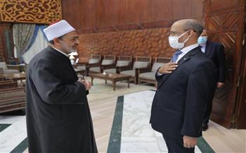   الإمام الأكبر: حريصون على تعزيز التعاون العلمي مع موريتانيا