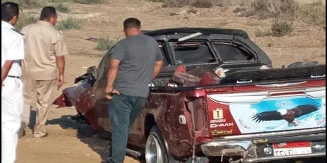 العربية اتعجنت و20 اتصابوا.. صور ترصد انقلاب سيارة نقل بالدقهلية   