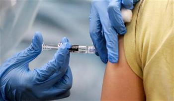   وزير الصحة البريطاني يدعو مناهضي التطعيم ضد كورونا إلى البقاء في المنزل