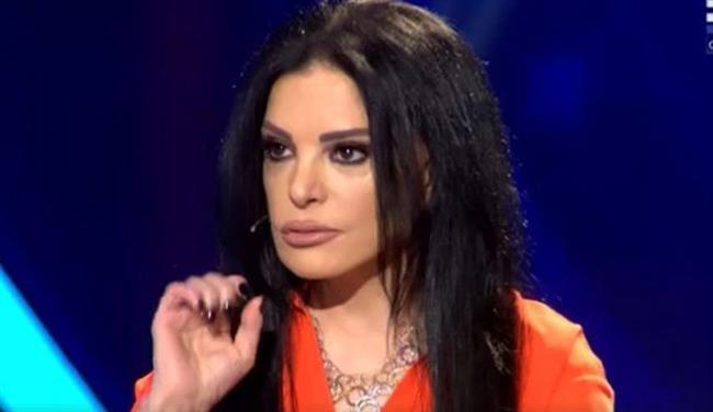 5 أزمات كبيرة صنعتها نضال الأحمدية .. آخرها هروب أحمد عز من خطيبته