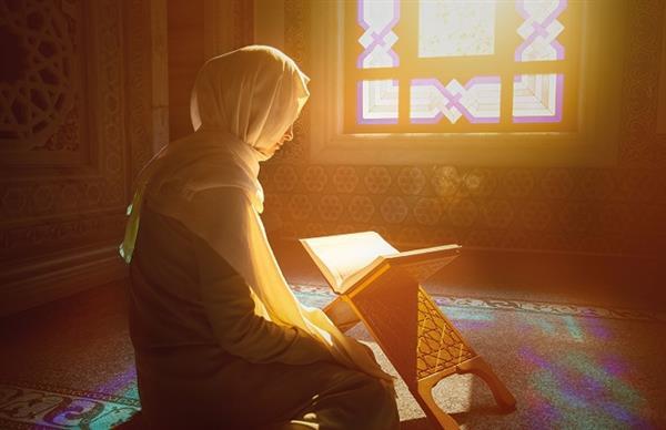 تعرف على كيفية علاج النفس من الاكتئاب بالقرآن الكريم