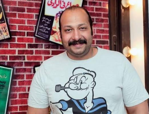 محمد ثروت يشارك فى عدد من الأعمال السينمائية والدرامية والمسرحية
