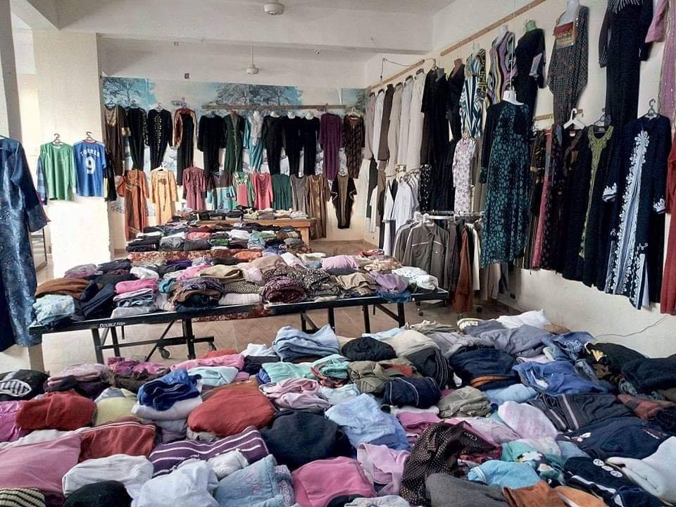 معرض ملابس بالمجان فى المنيا