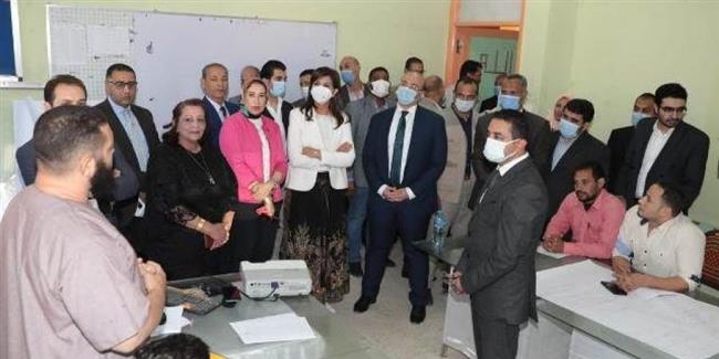 وزيرة الهجرة تعقد لقاء جماهيريا للتوعية بمخاطر الهجرة غير النظامية ببني سويف